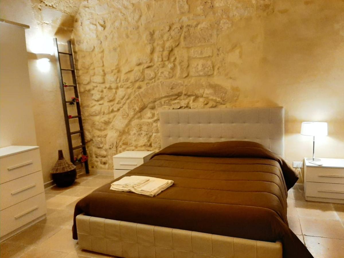 Dimora Salentina Via Scarambone Lecce Διαμέρισμα Εξωτερικό φωτογραφία